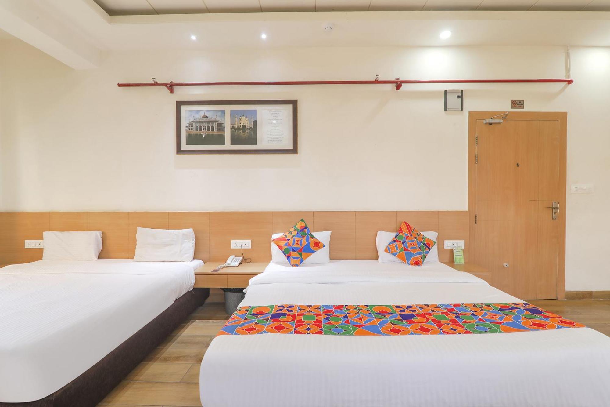 Fabhotel Raghubar Kripa 勒克瑙 外观 照片